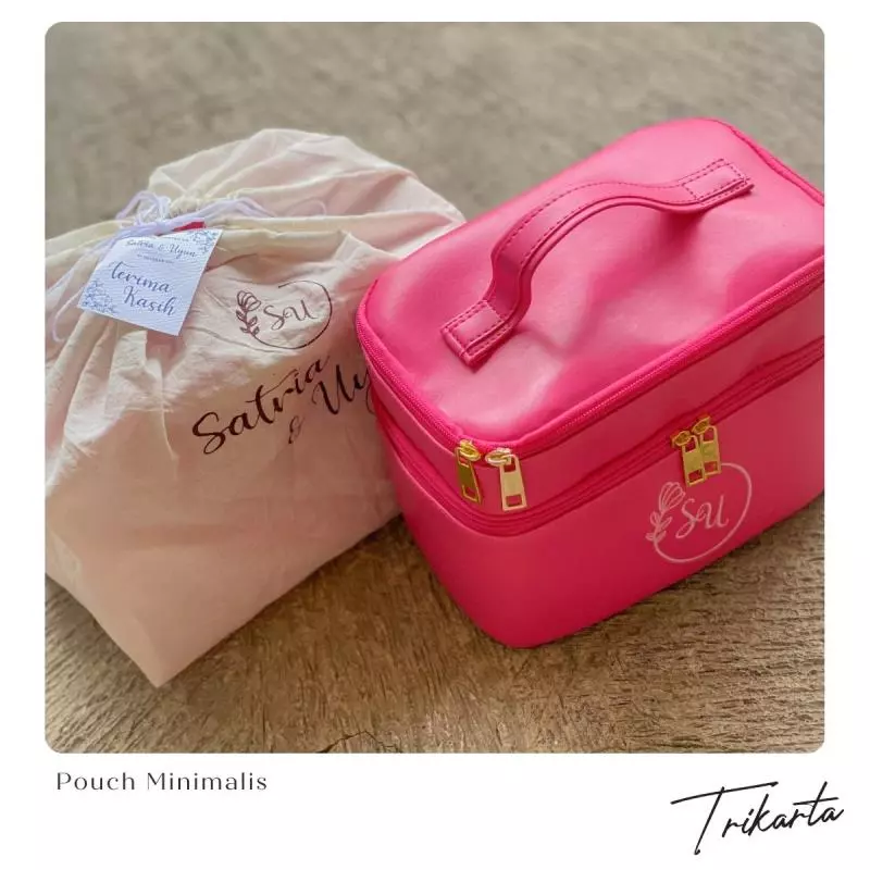 Pouch Multifungsi dengan Inisial Custom
