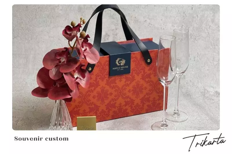 Souvenir Custom, Kunci Personal Touch yang Membuat Berkesan 