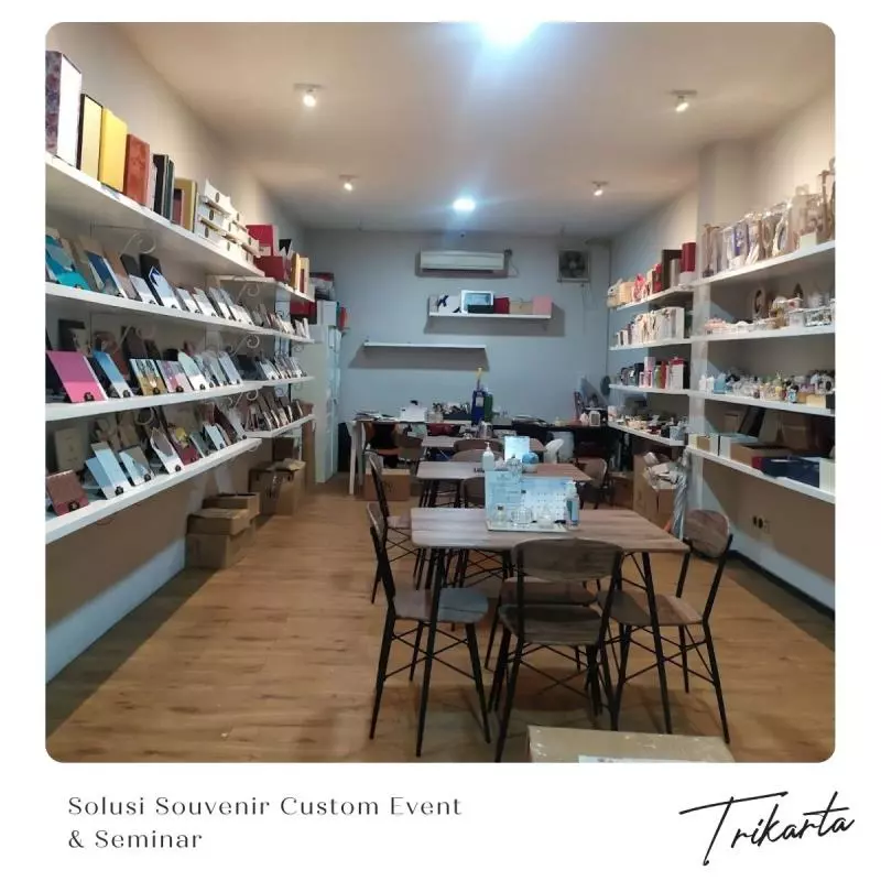 Trikarta Exclusive, Solusi Souvenir Custom Event & Seminar Surabaya