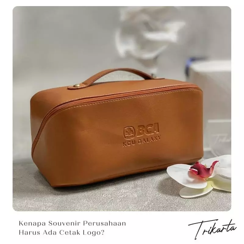 Kenapa Souvenir Perusahaan Harus Ada Cetak Logo?
