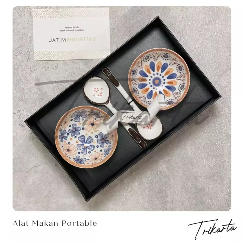 4. Alat Makan Portable yang Praktis dan Tidak Pasaran