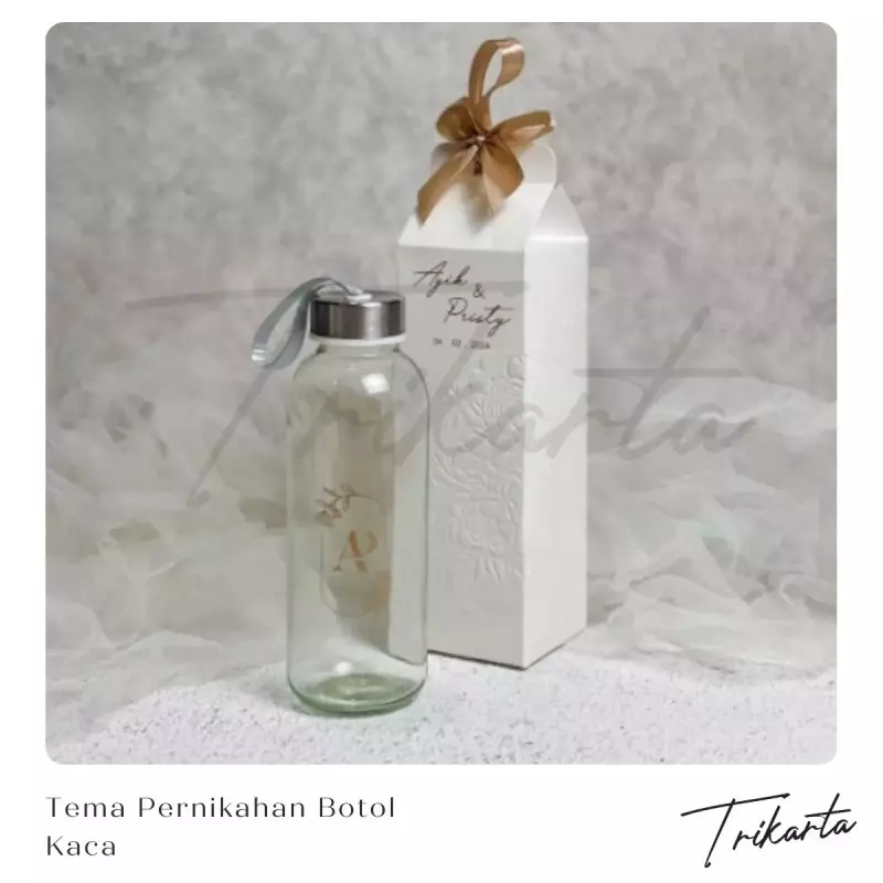Tema Pernikahan yang Cocok dengan Botol Kaca