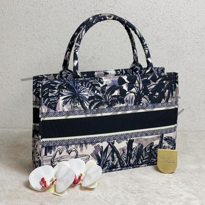 tas tropical 13012311922