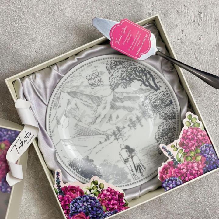 piring moon 9 inch sendok hardbox 17045201615