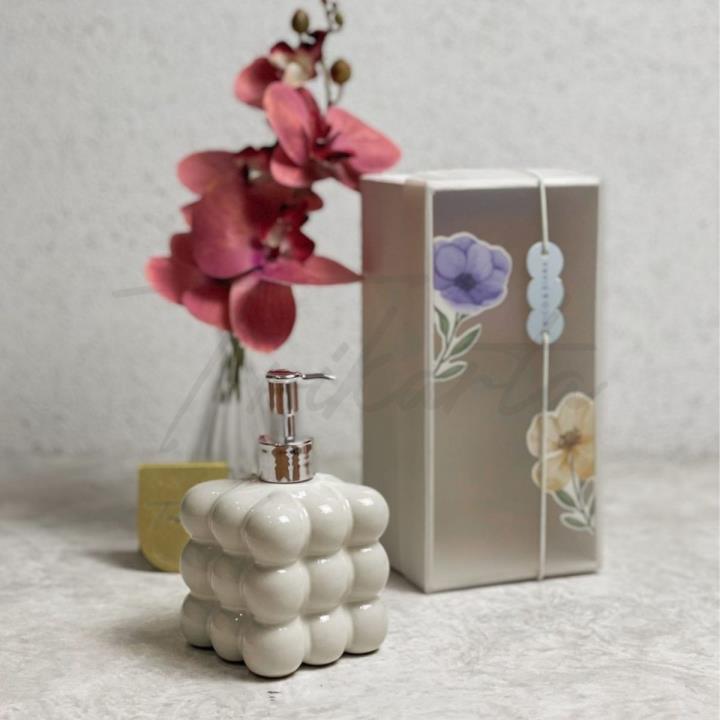handsoap awan putih hard box 18102955675