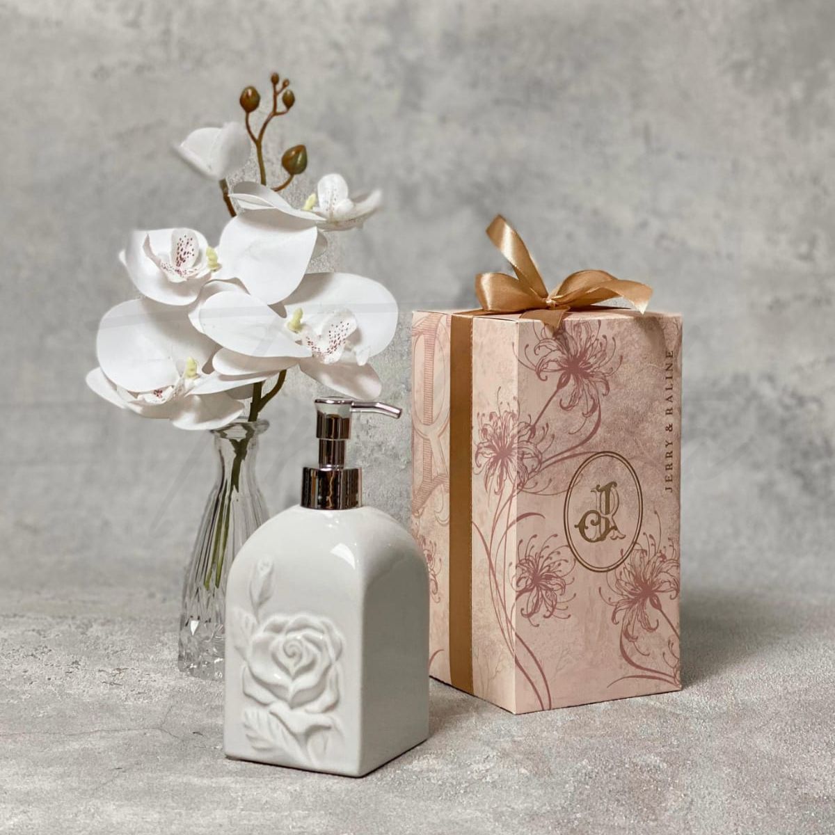 handsoap keramik mawar putih paperbox
