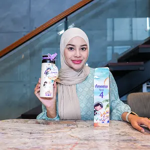 ameena souvenir trikarta