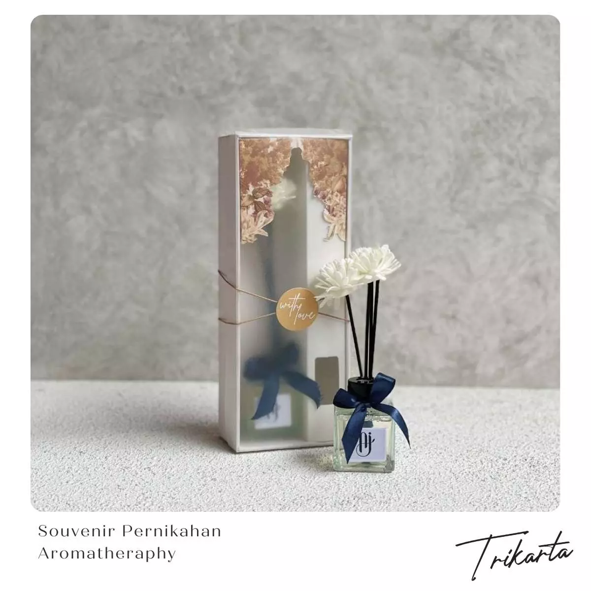 4. Souvenir Pernikahan Aromatherapy