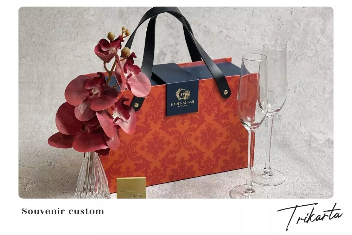 Souvenir Custom, Kunci Personal Touch yang Membuat Berkesan 