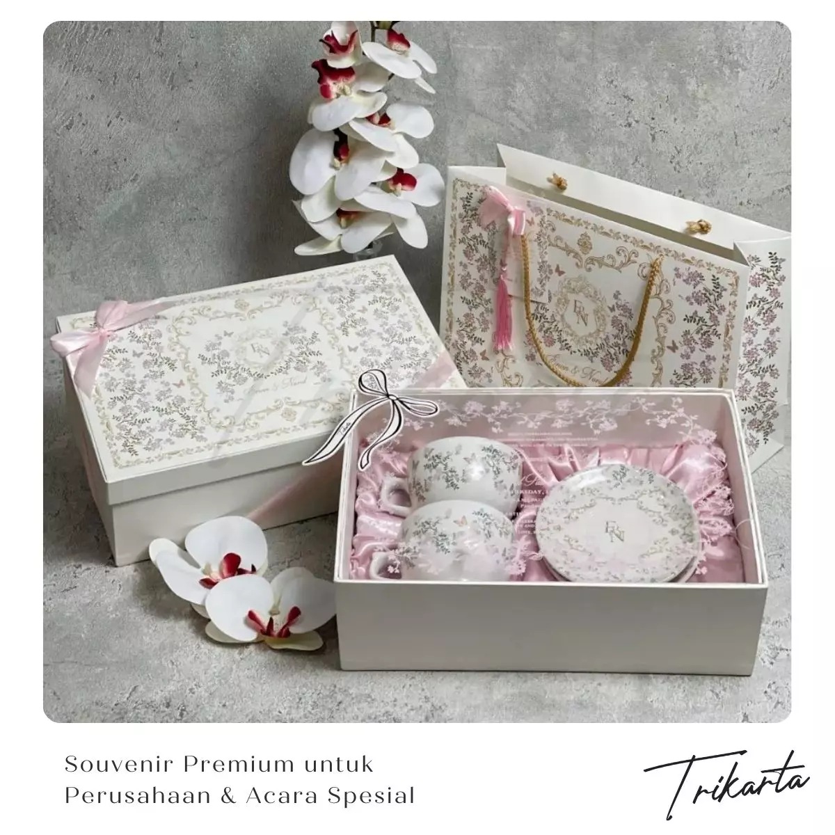 Souvenir Premium untuk Perusahaan & Acara Spesial