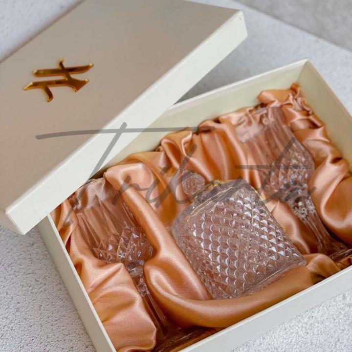 Crystal Diamond - 2 Gelas Crystal Packing Hardbox Custom Plat Akrilik