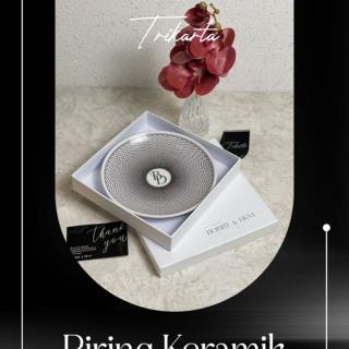 Piring Keramik Moon 8 inch