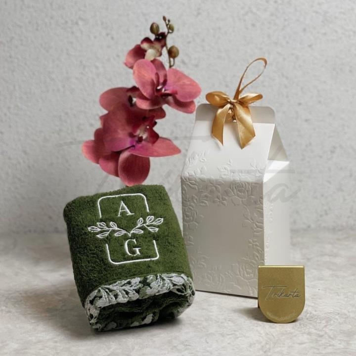 Handuk Hanami 30x70 cm (Random)