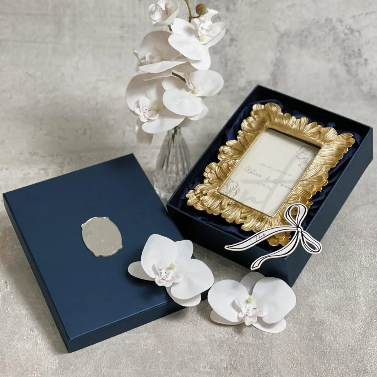 Frame Kaca List Daun Plat Acrylic
