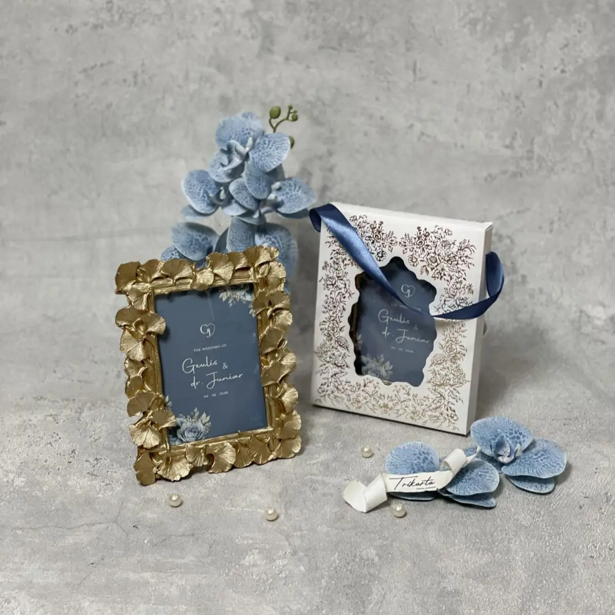 Frame Kaca Meja Ginko Paperbox