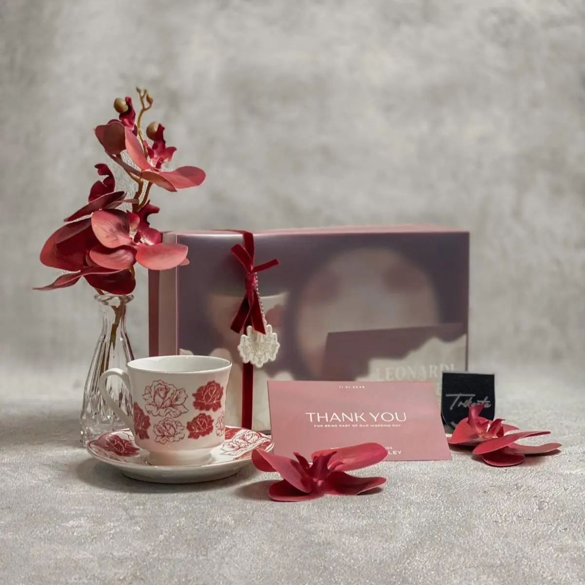 Tea Cup List Gold Hardbox