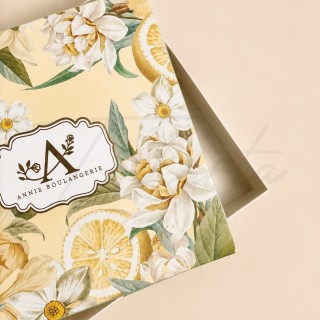Kardus Annie Cake